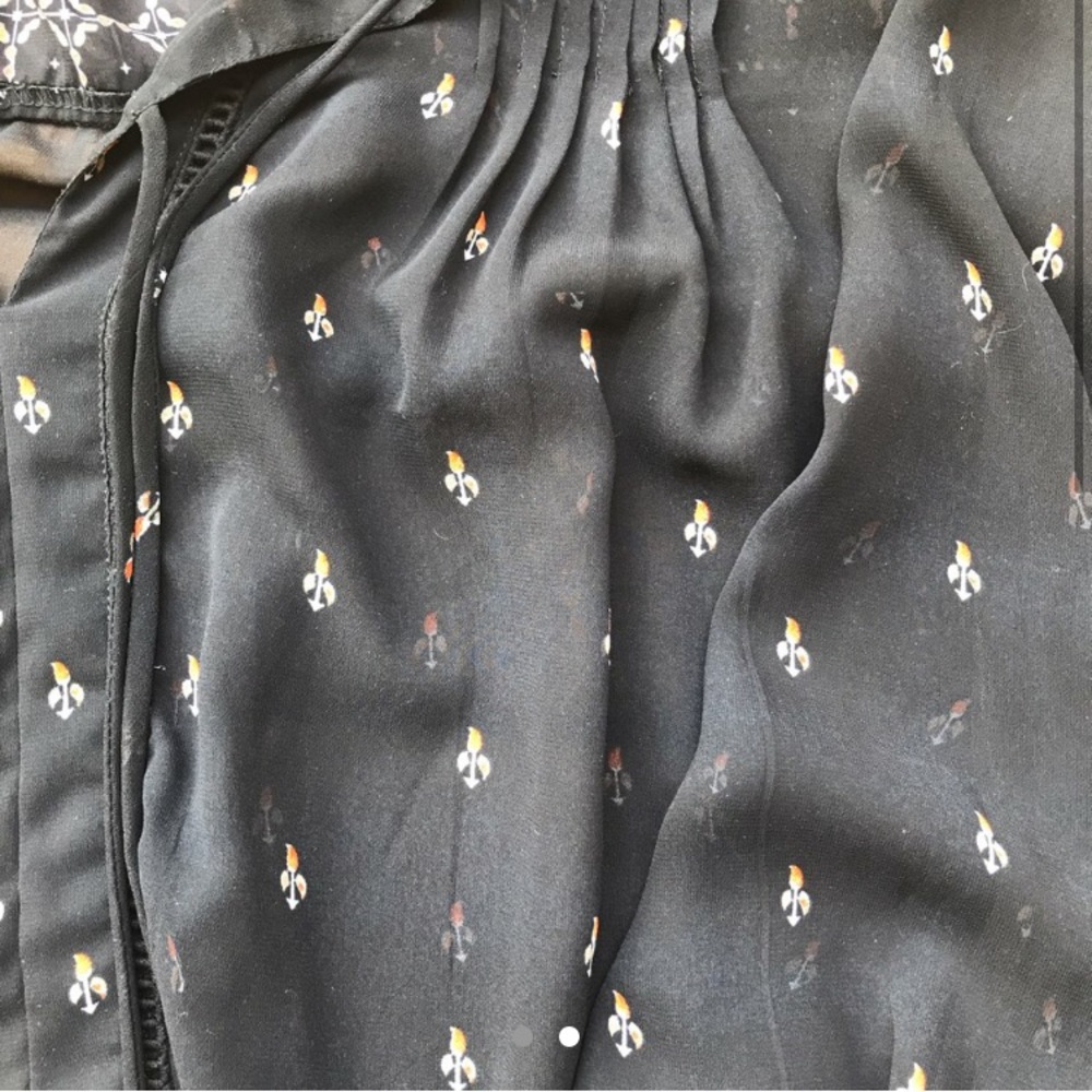 Rose print blouse - Picture 2 of 2